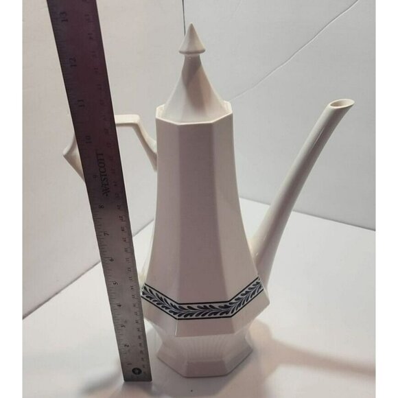 Vtg Independence Ironstone Castleton Japan Coffee Pot With Lid "Blue Tulip" - Picture 12 of 14